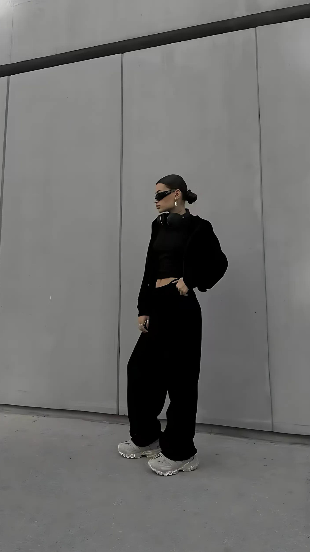 City Luxe – Upscale Two-Piece Set with a Hooded Jacket & Effortlessly Pants